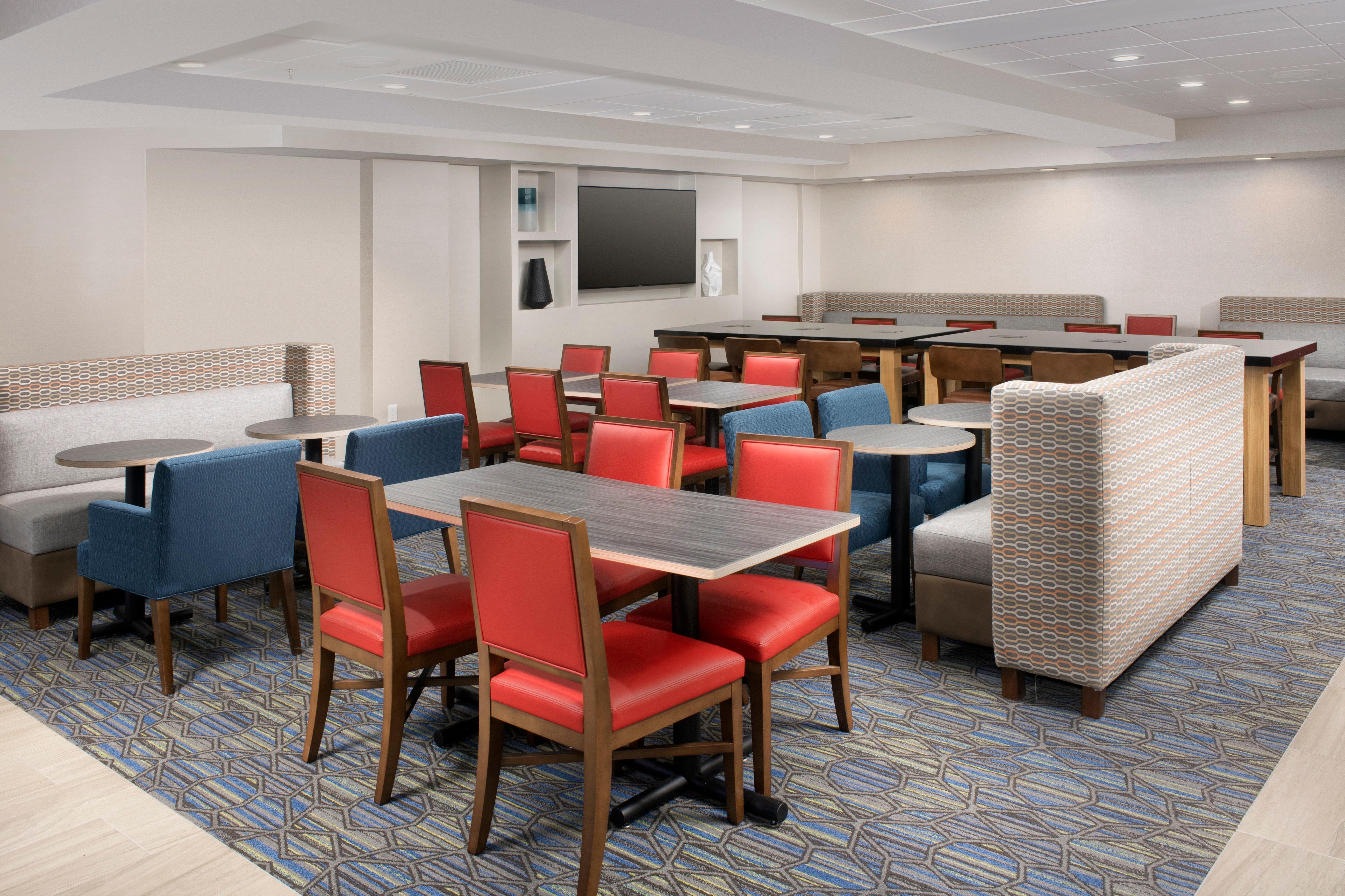 Holiday Inn Express & Suites Baltimore - BWI Airport North By Ihg Linthicum Exterior photo